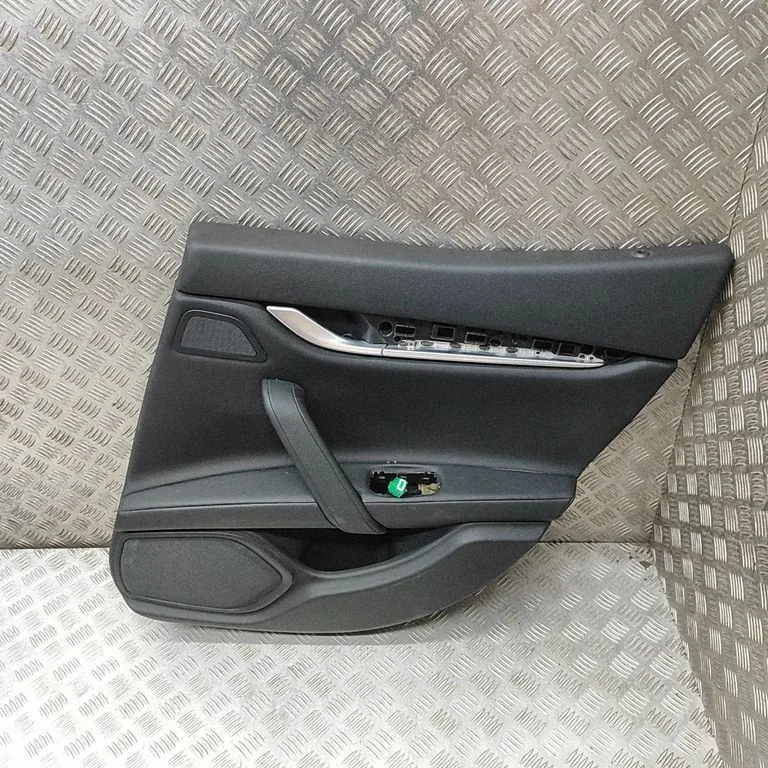 Rear door card panel trim 670018318