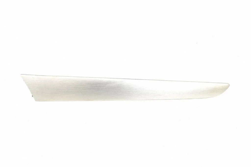 Aizmugurējo durvju apšuvums 8R0867409