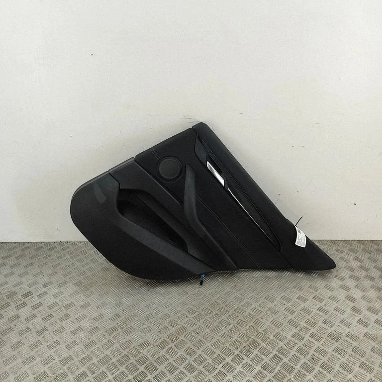 Aizmugurējo durvju apšuvums 9471672