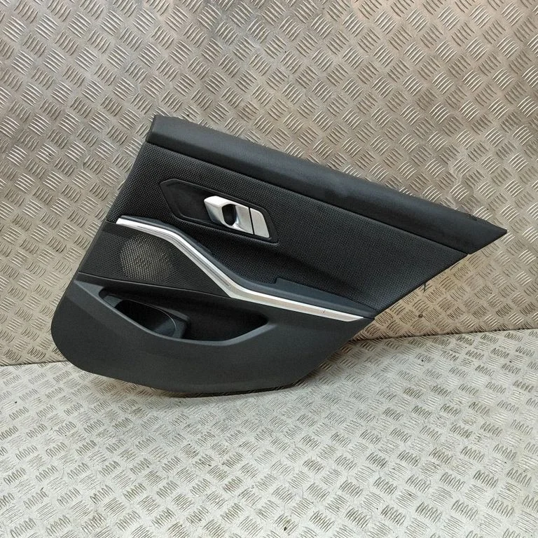 Rear door card panel trim 3390773