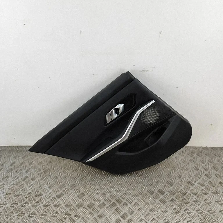 Aizmugurējo durvju apšuvums 9462601