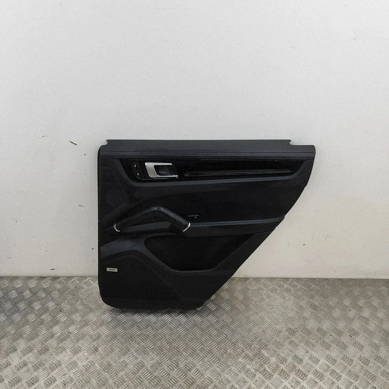 Rear door card panel trim – Porsche Cayenne (9Y0 9Y3) (2018-)
