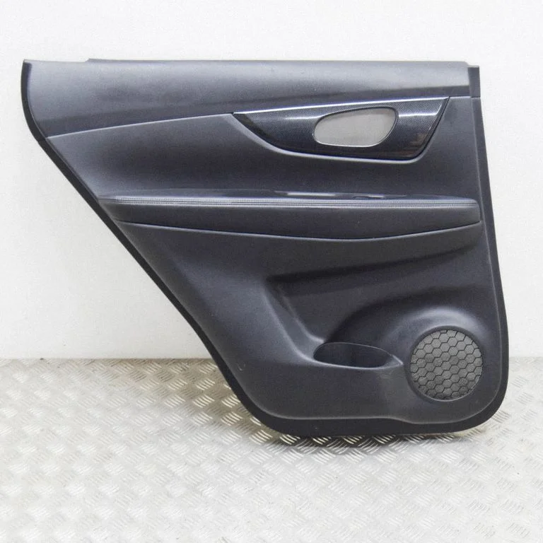 Rear door card panel trim – Nissan X-Trail T32 (2014-2021)