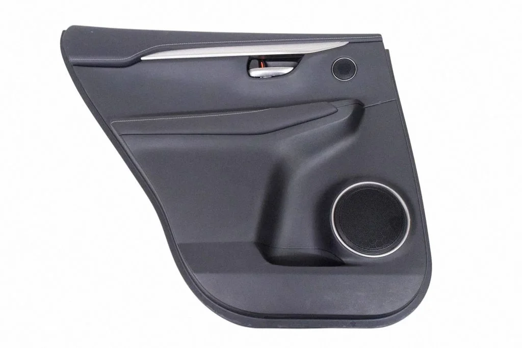Tagumiste uste sisevooder – Lexus NX (2014-2021)