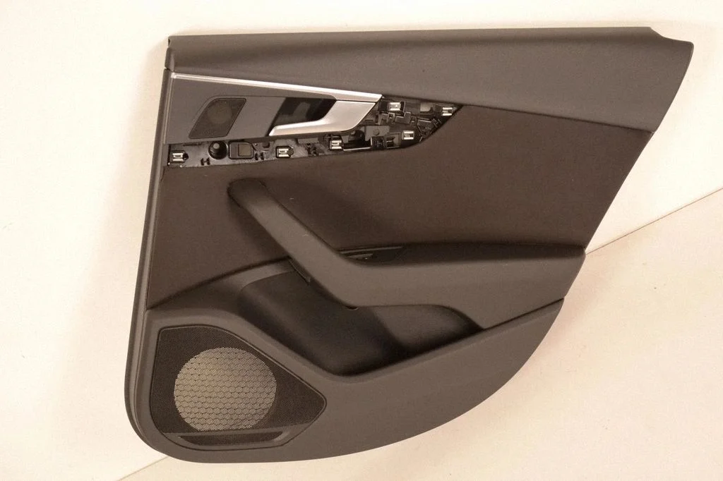 Rear door card panel trim – right