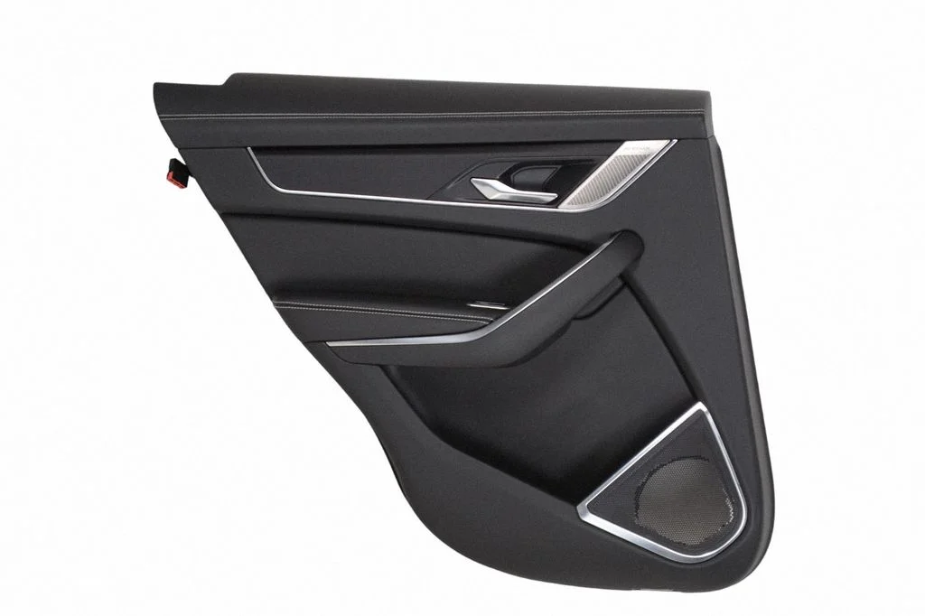 Tagumiste uste sisevooder – Jaguar F-Pace (2016-)