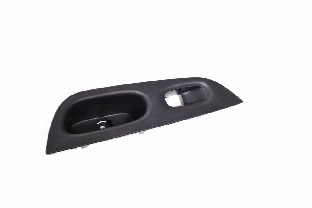 Rear door card panel trim 829604CE0A