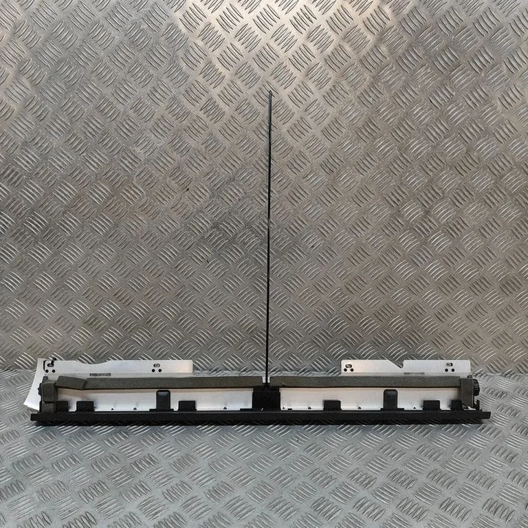 Rear door window curtain/sunshade – Audi A8 S8 D4 4H (2010-2016)