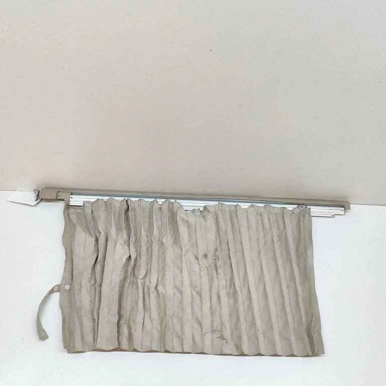 Rear door window curtain/sunshade – Toyota Hiace (H100) (1989-2004)
