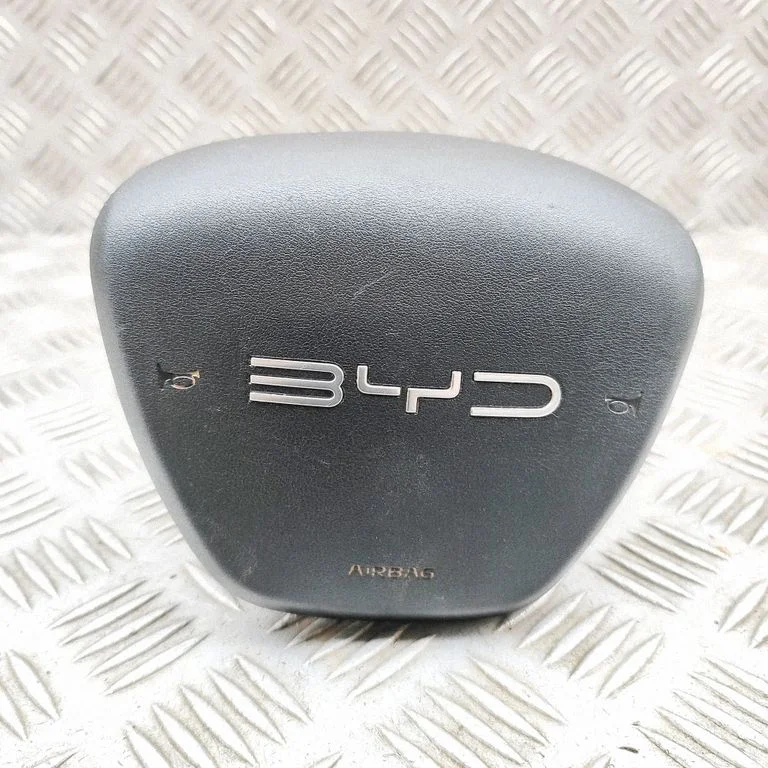 Steering wheel airbag SA3HKU5820100