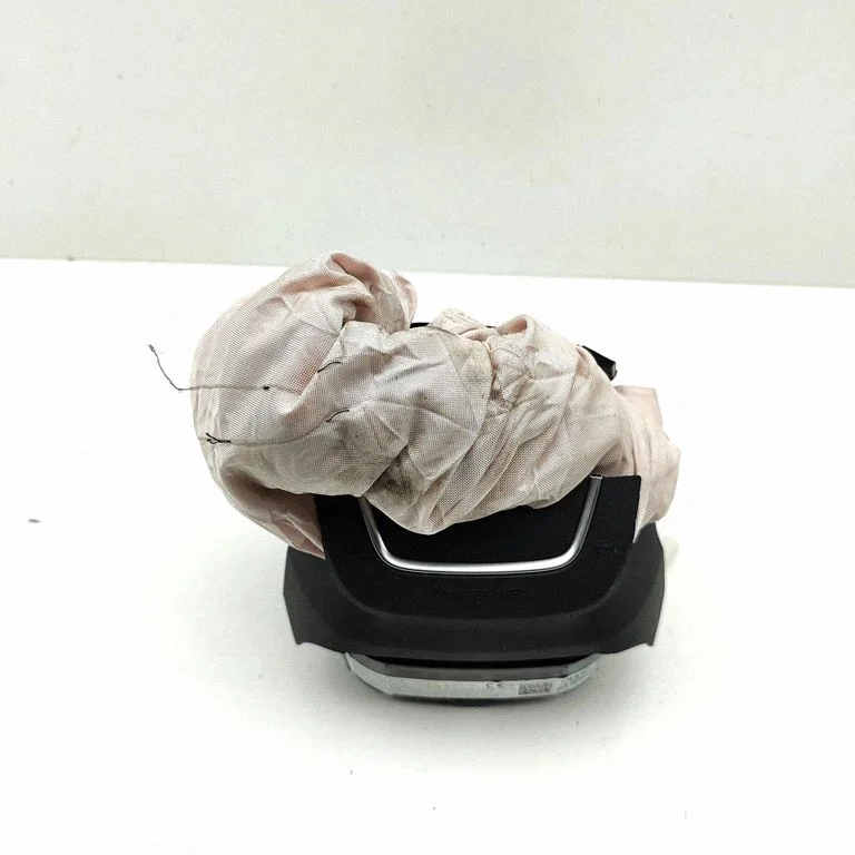 Rooli turvapadi 8W0880201AK