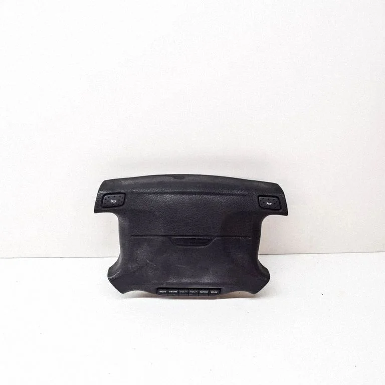 Steering wheel airbag