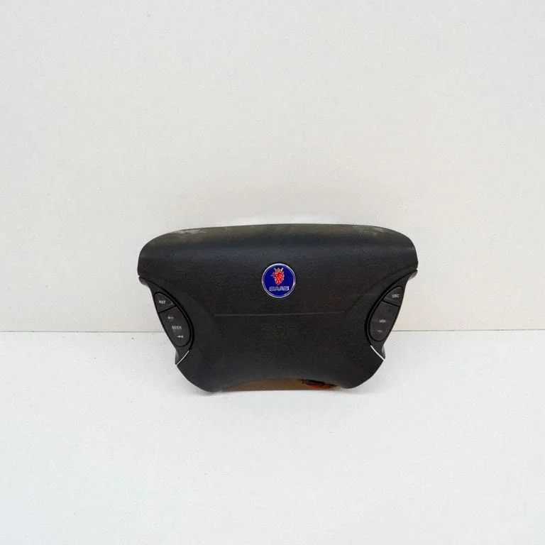 Steering wheel airbag