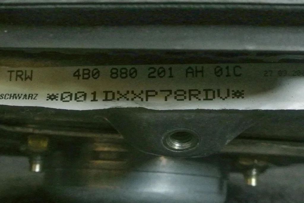 Stūres drošības spilvens – Audi A4 S4 B7 8E 8H (2005-2008)
