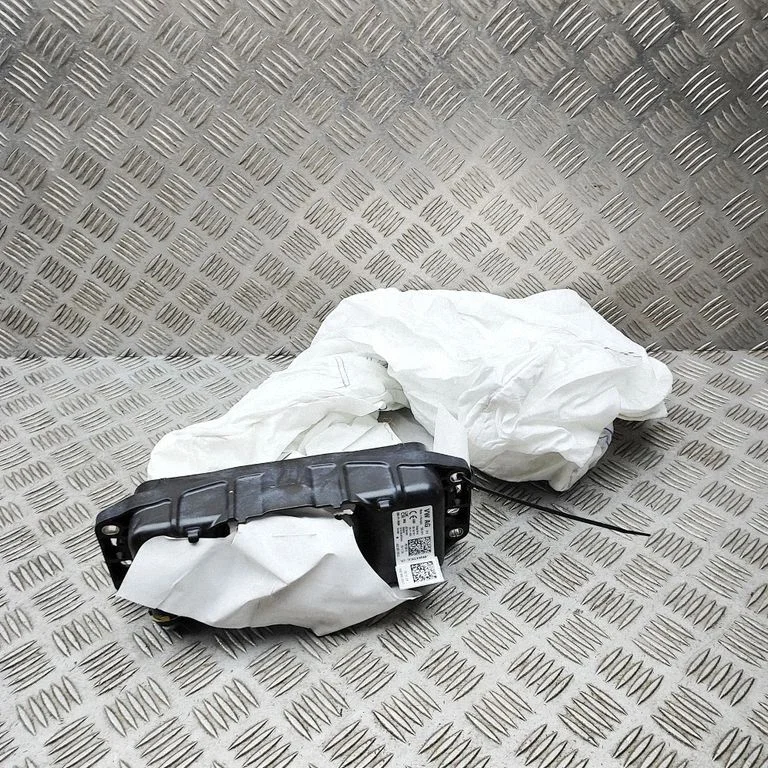 Kõrvalistuja turvapadi 992880204C