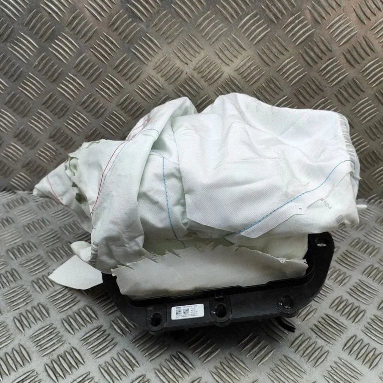 Passenger airbag – Peugeot 508 II (2018-)