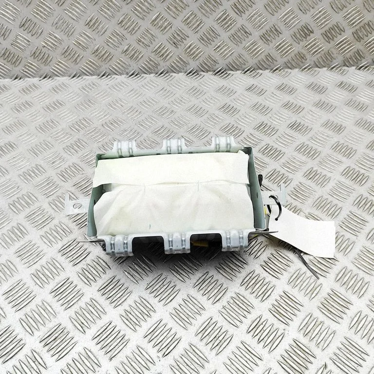 Pasažiera drošības spilvens KR9P57K50