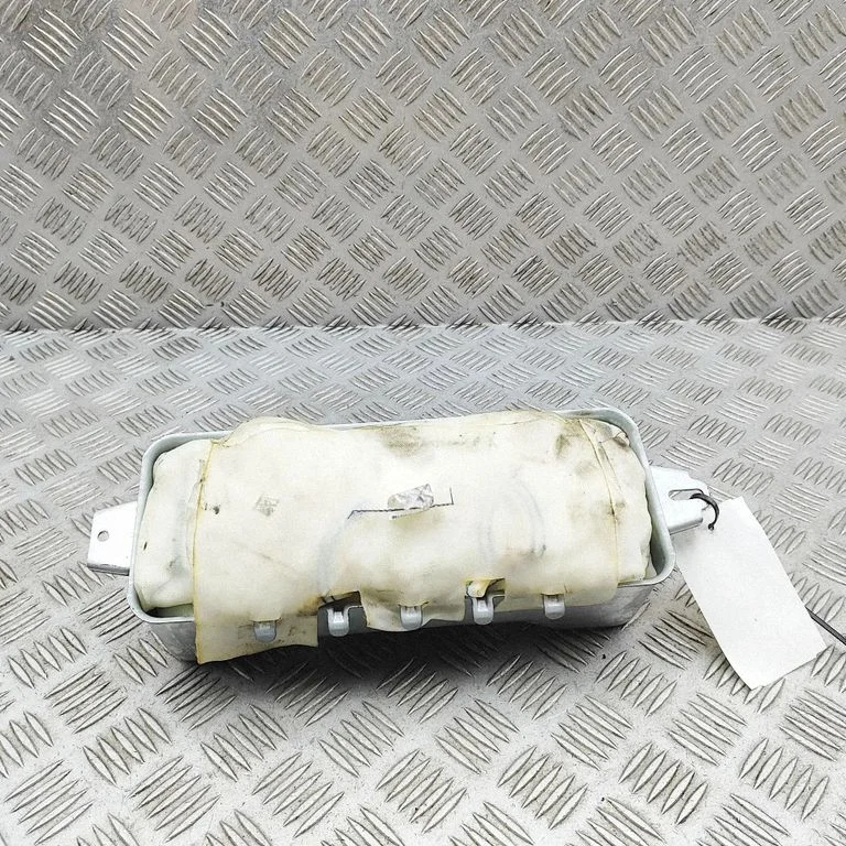 Passenger airbag 68195938AA