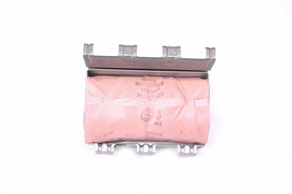 Passenger airbag – Mazda 6 (2013-2016)