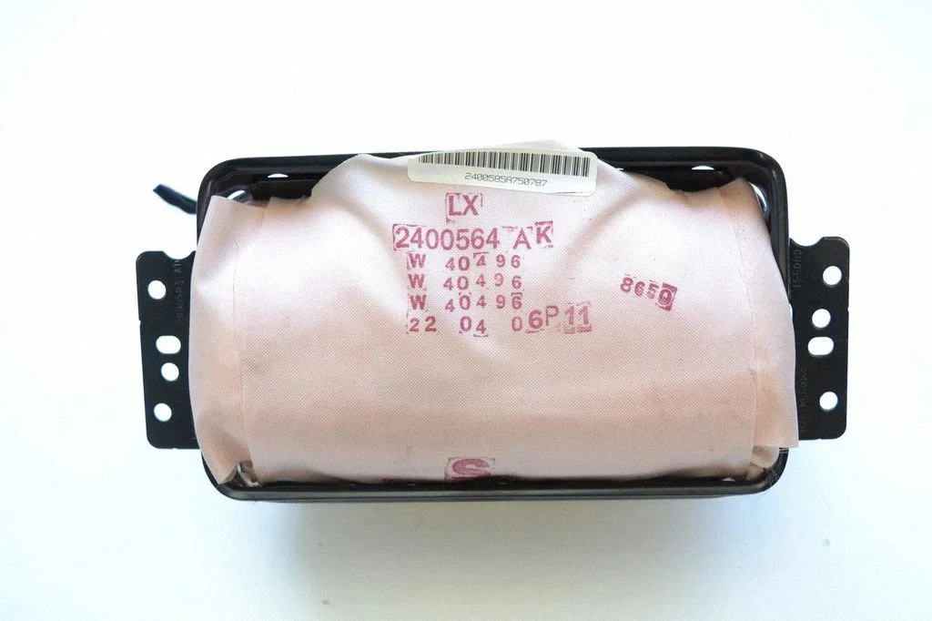 Passenger airbag