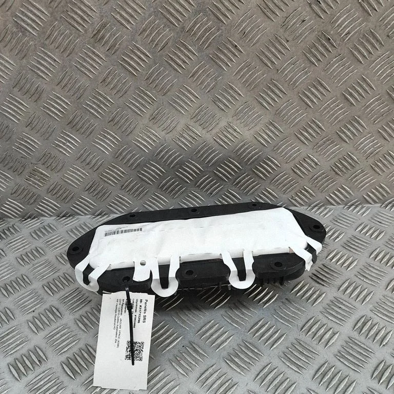 Passenger airbag J9D3044A74AD