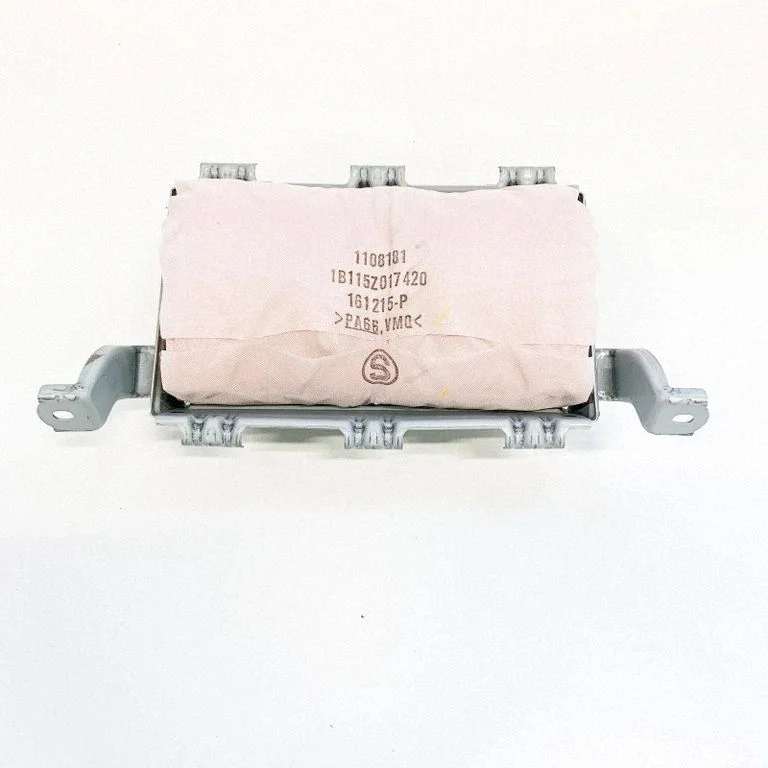 Passenger airbag – Lexus IS III XE30 (2013-2020)