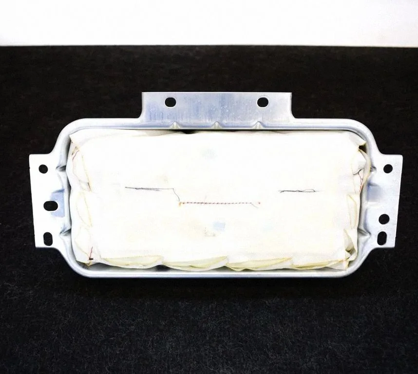 Passenger airbag – Mercedes-Benz ML-Class W166 (2012-2017)