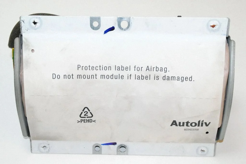 Passenger airbag – Volvo XC90 (2007-2014)