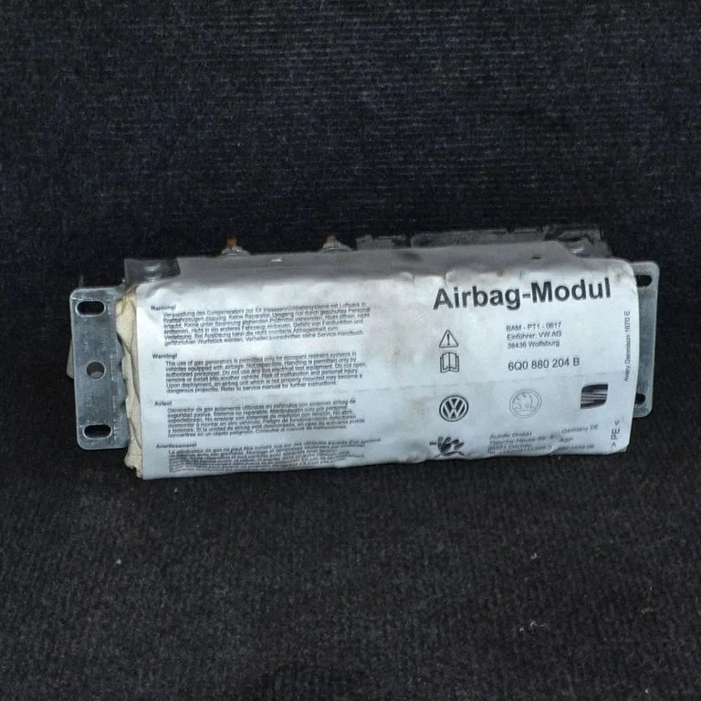 Pasažiera drošības spilvens – Skoda Fabia Mk1 (6Y) (1999-2007)