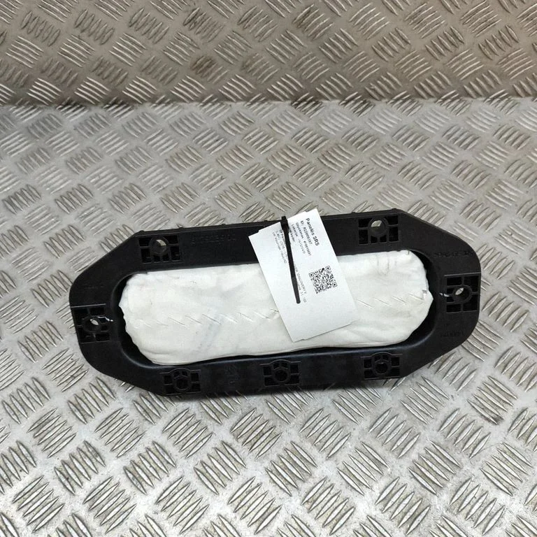 Passenger airbag – Land Rover Discovery Sport (2014-)