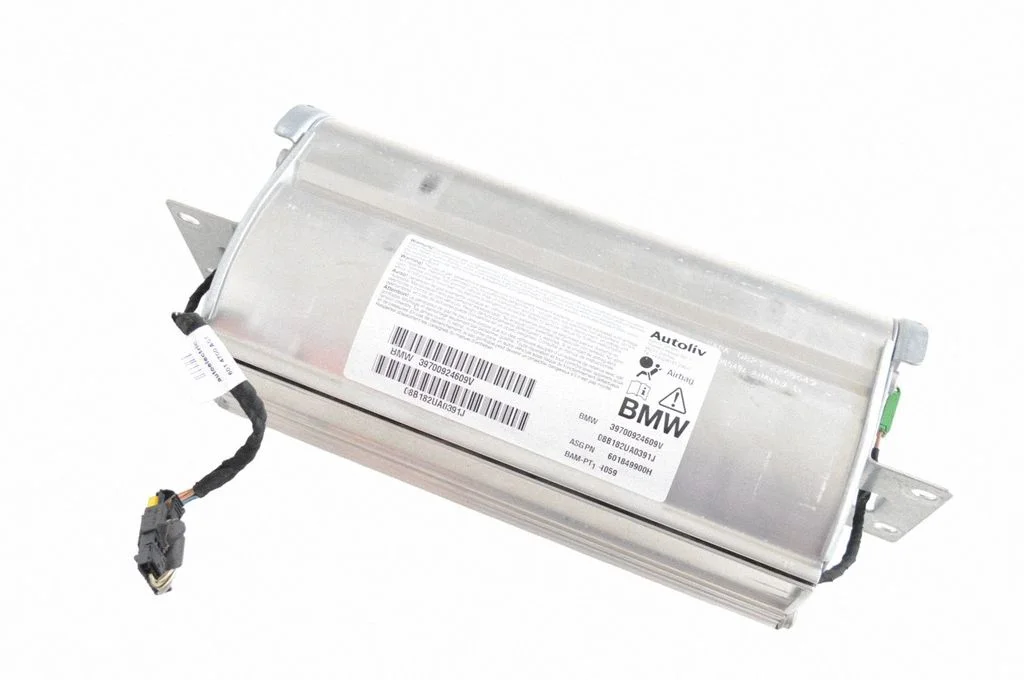 Kõrvalistuja turvapadi 601849900H