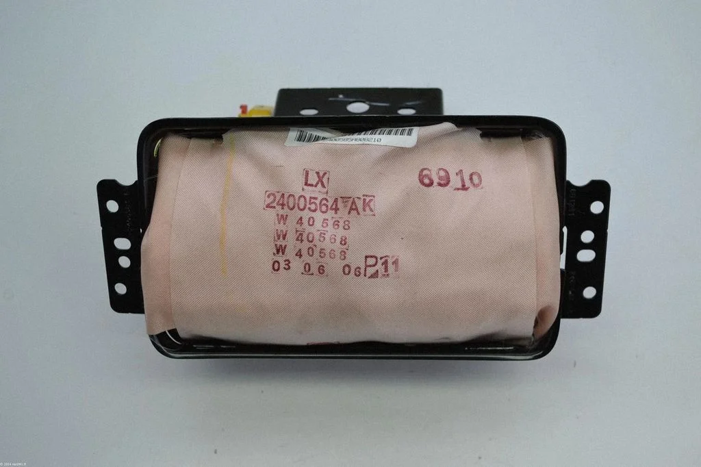 Passenger airbag
