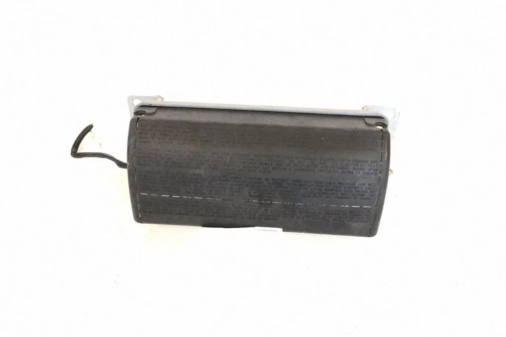 Kõrvalistuja turvapadi A2308600402