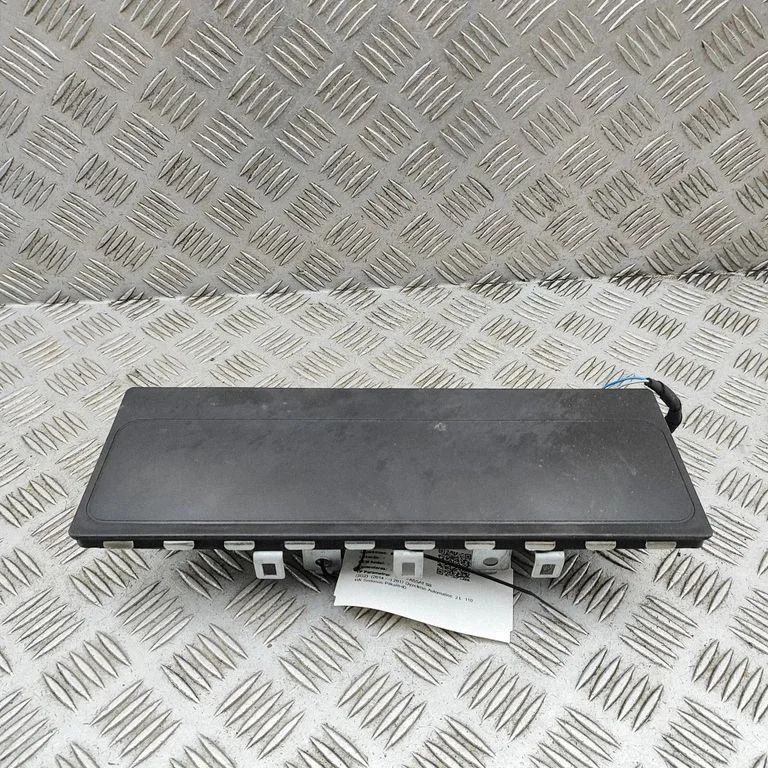 Ceļgalu drošības spilvens – Volkswagen Passat B7 USA (2012-2019)