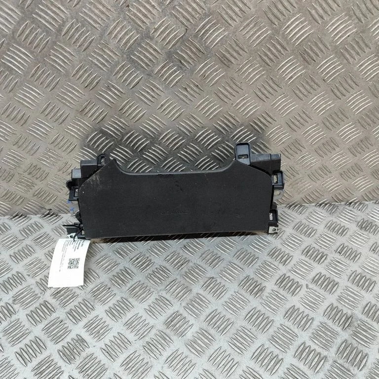 Ceļgalu drošības spilvens 73900F4060