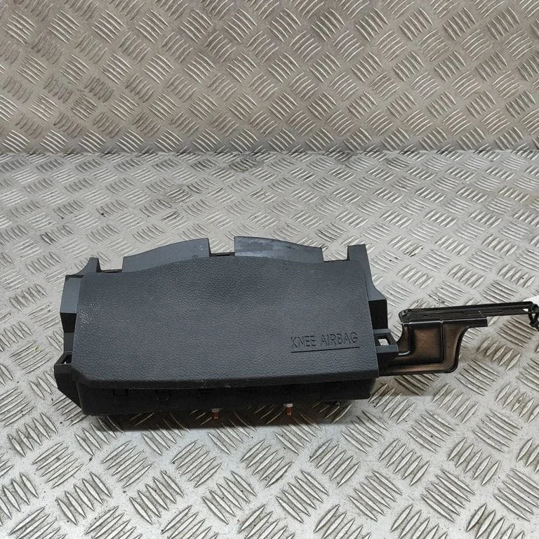 Ceļgalu drošības spilvens 569702W100
