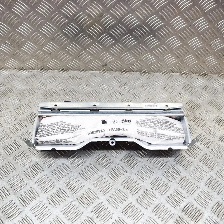 Ceļgalu drošības spilvens 306026999AR