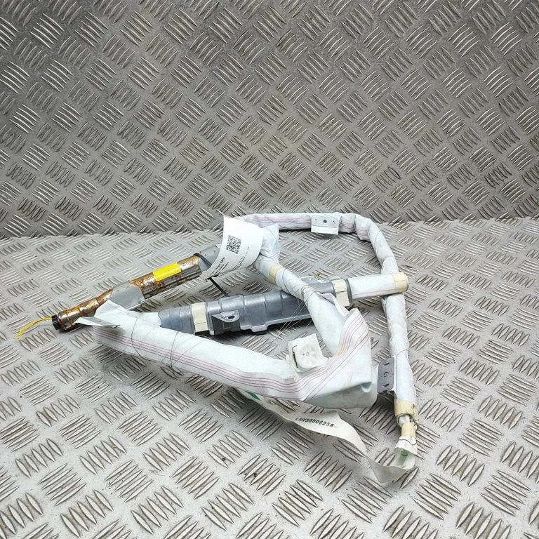Kurtyna powietrzna 6218050020 – Lexus LS UCF30 (2001-2007)