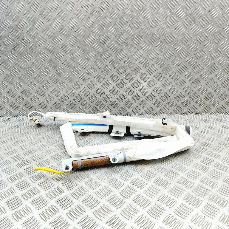 Katuse turvapadi (kardin) SA3HK5820700
