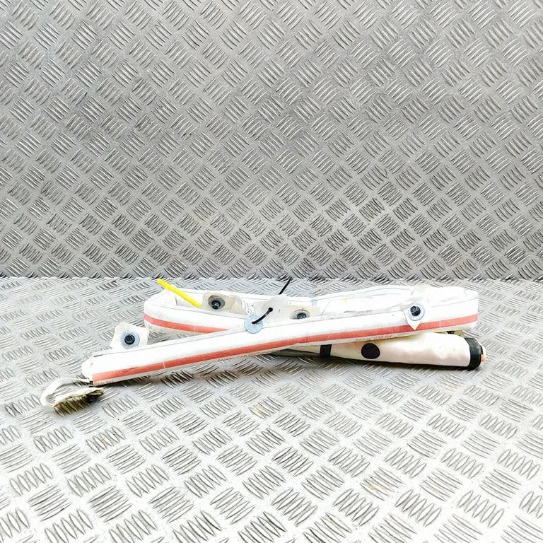 Katuse turvapadi (kardin) SA3HK5820800