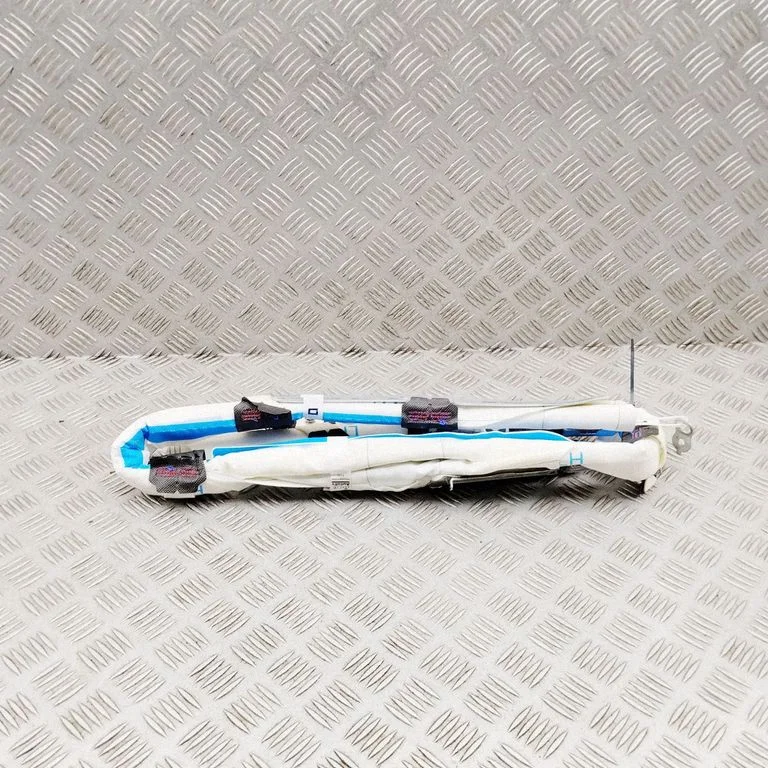 Katuse turvapadi (kardin) 7428061