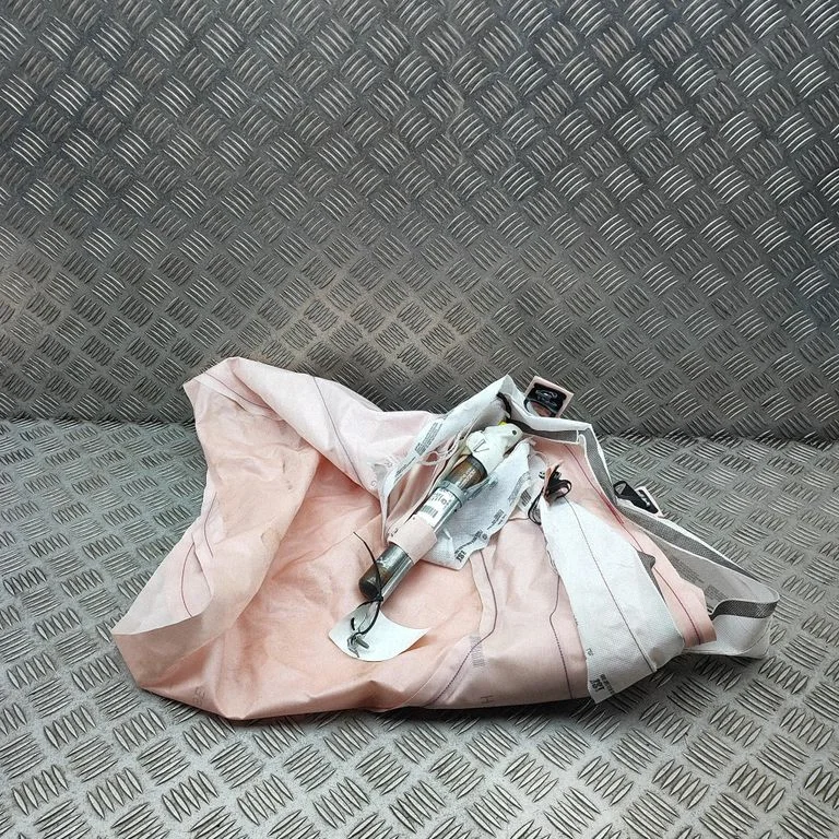 Jumta drošības spilvens (aizkars) – Skoda Elroq (2024-)