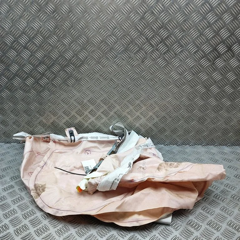 Katuse turvapadi (kardin) 5LG880742E