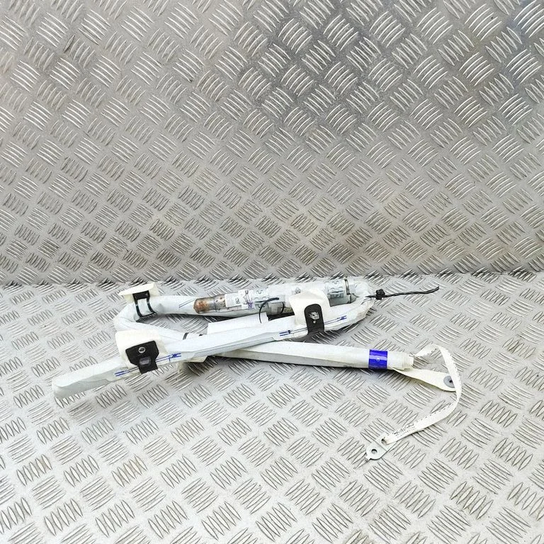 Katuse turvapadi (kardin) AB3926042D94AC
