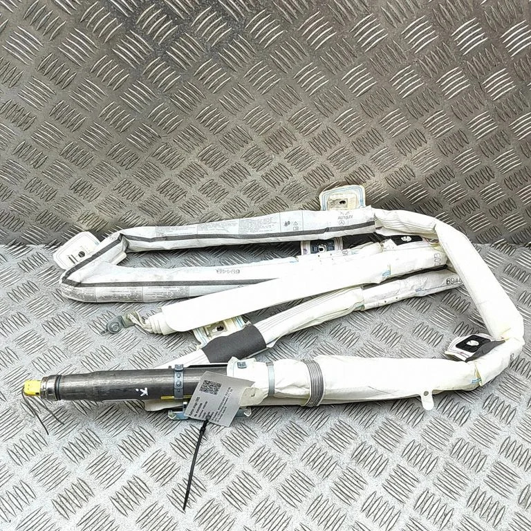 Katuse turvapadi (kardin) A1668602702
