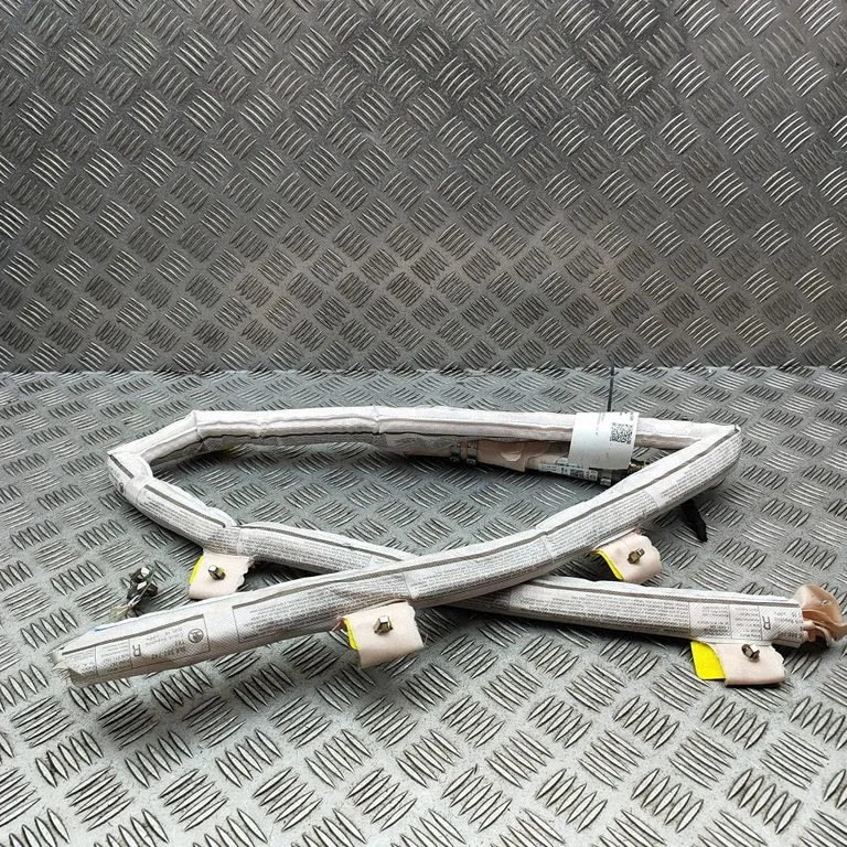 Katuse turvapadi (kardin) 5L6880742