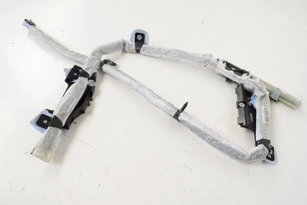 Roof airbag 6966859