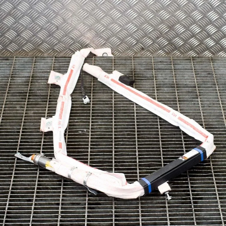 Jumta drošības spilvens (aizkars) – Tesla Model S (2012-)
