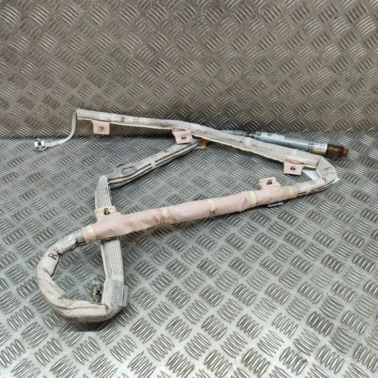 Jumta drošības spilvens (aizkars) – Volkswagen Touareg II (2010-2018)