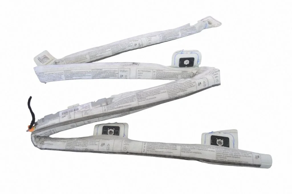 Katuse turvapadi (kardin) 621386201
